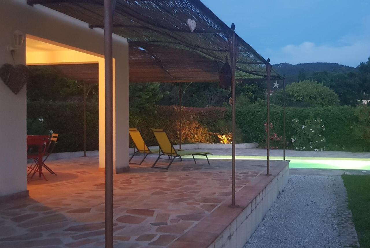 Studio Independant A La Villa Garlaban 3 Etoiles Жемено Экстерьер фото