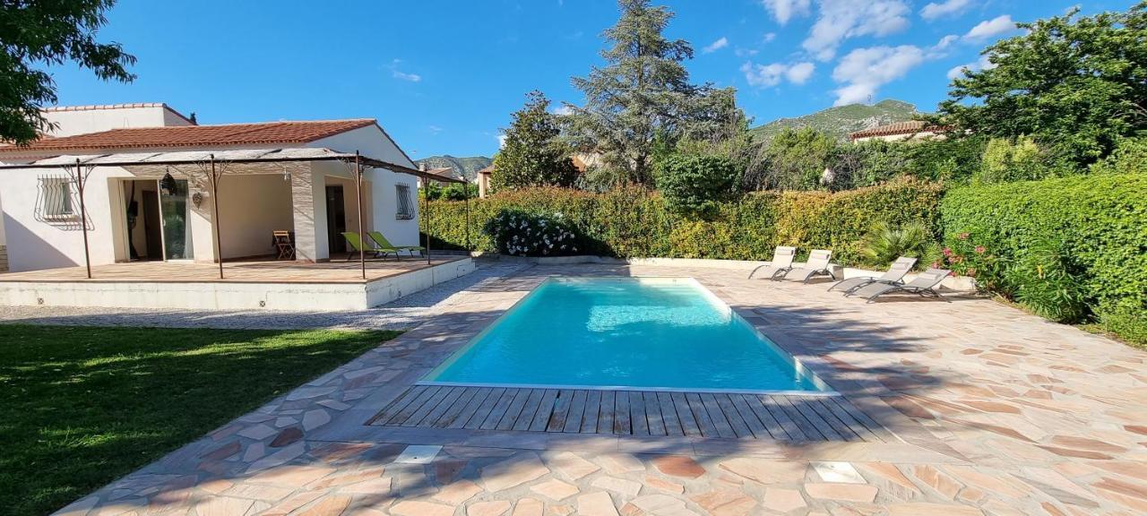 Studio Independant A La Villa Garlaban 3 Etoiles Жемено Экстерьер фото